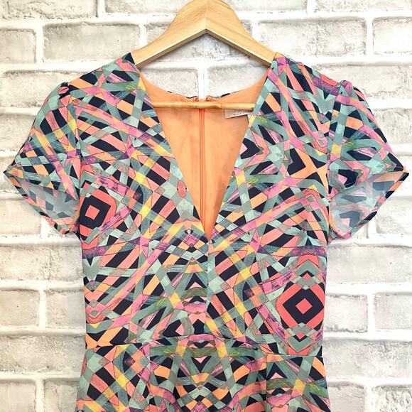 Lovers + Friends Revolve Women's Geometric 80s Fit and Flare Plunge Dress Size S - Picture 2 of 7